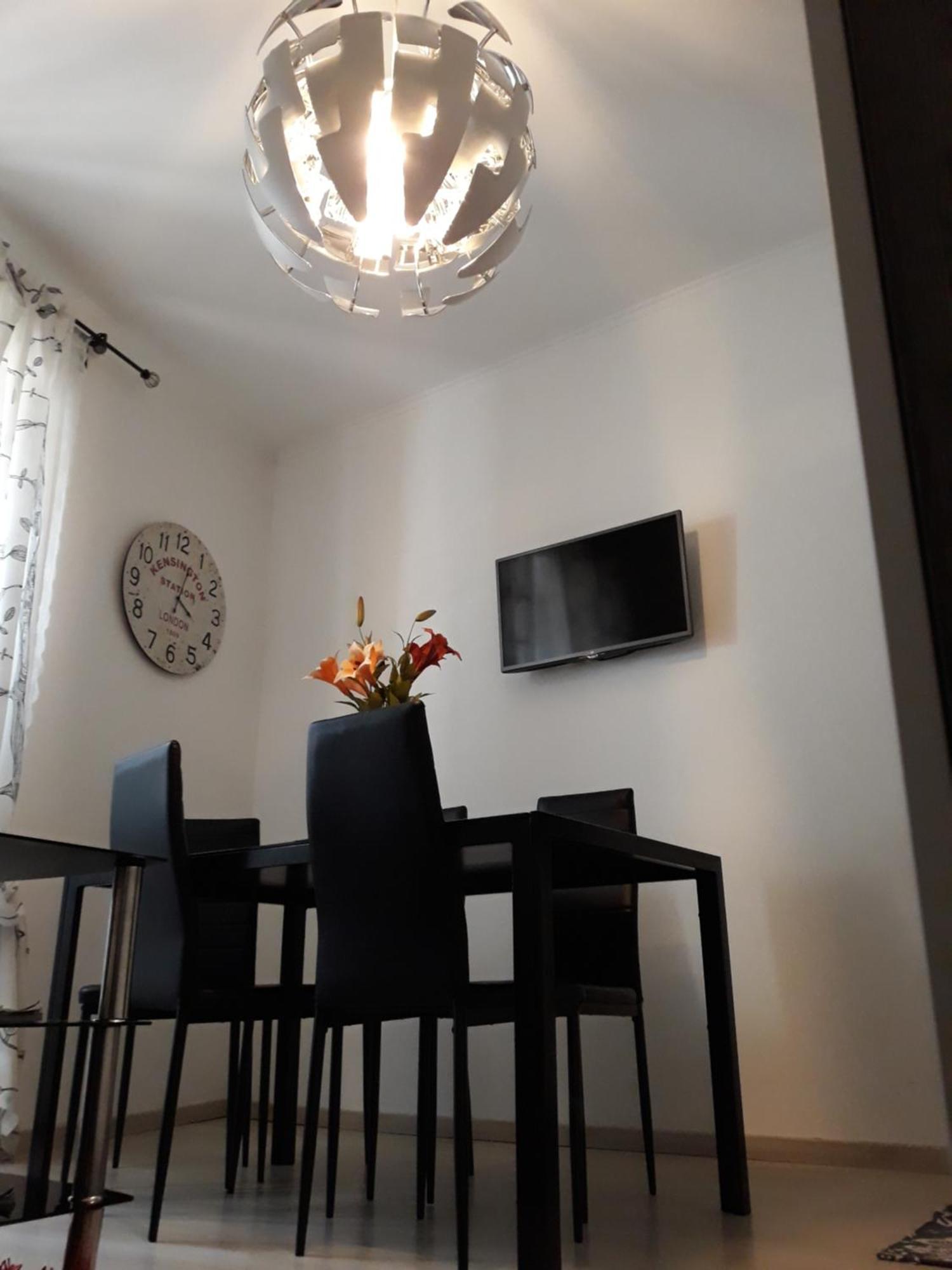 Apartments Paris Umag Eksteriør bilde