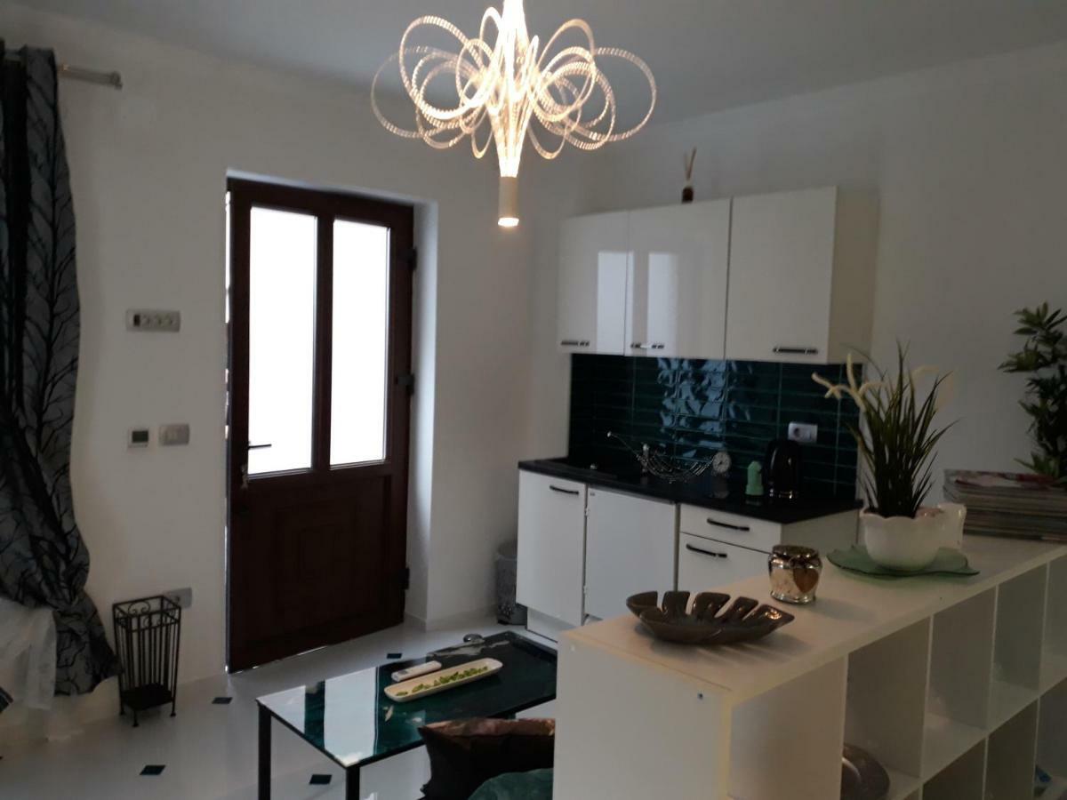 Apartments Paris Umag Eksteriør bilde
